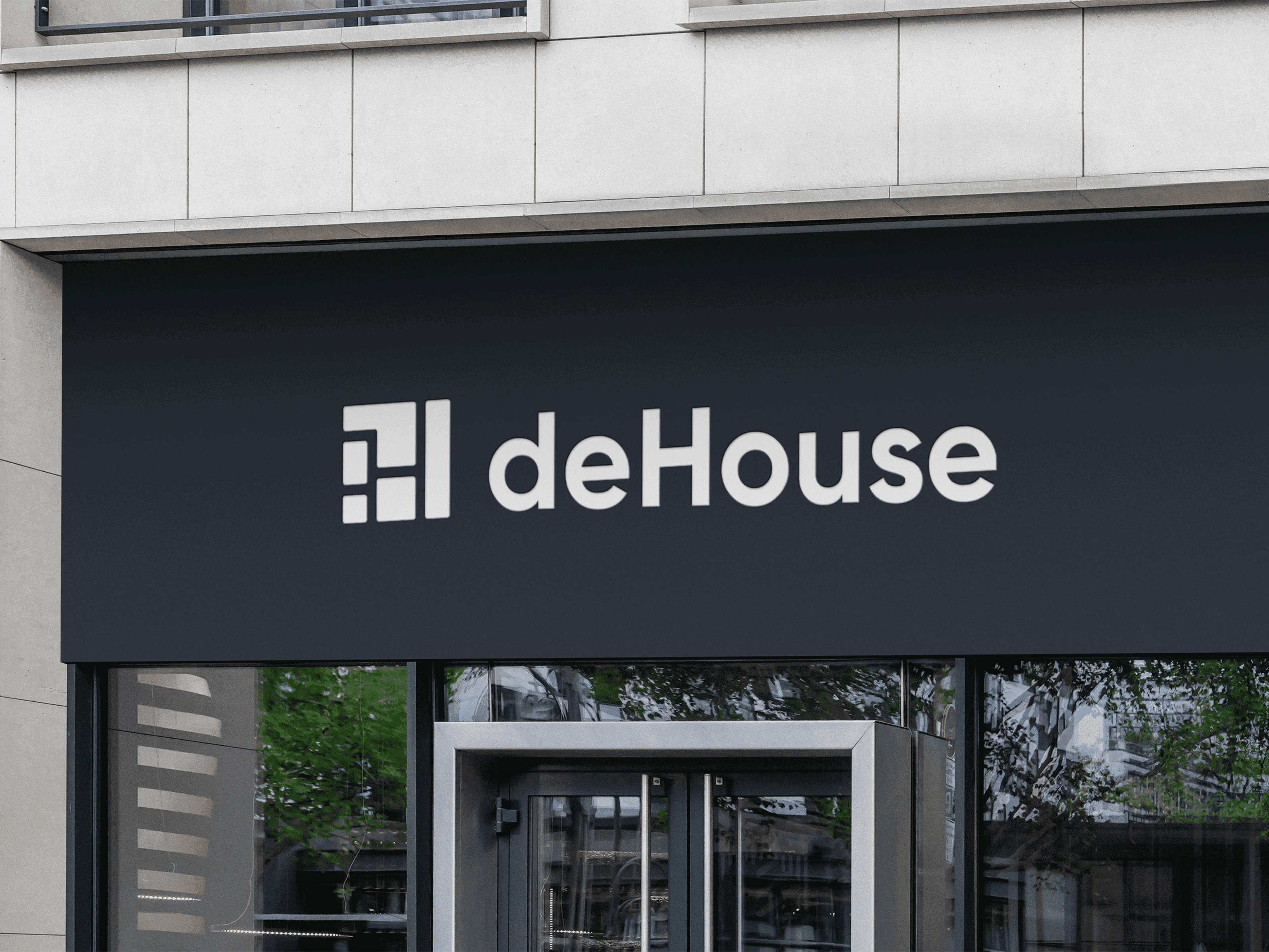 Сучасна вітрина з логотипом Dehouse на стильній чорній вивісці.